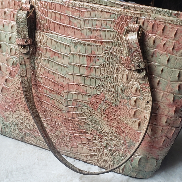 ✔SOLD 🆕️👜Brahmin- Medium Asher - Picture 8 of 8